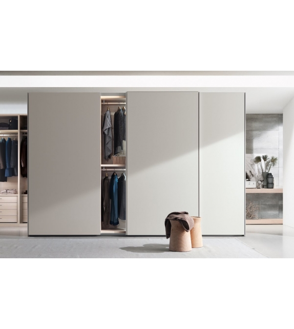 New Entry Poliform Kleiderschrank