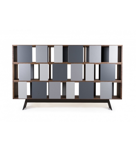 Different Trains De La Espada Sideboard