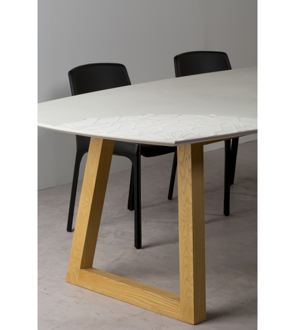 Tavoliranni Table Lithea