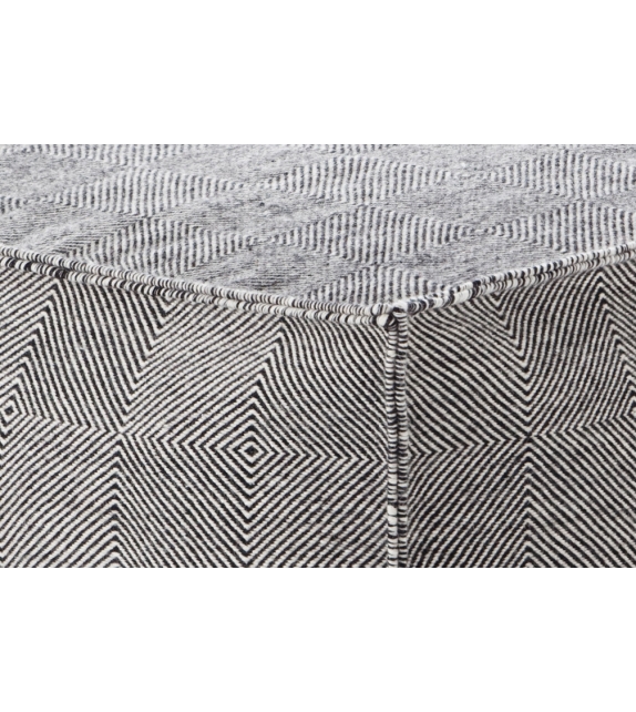 Sail Square Pouf Gan