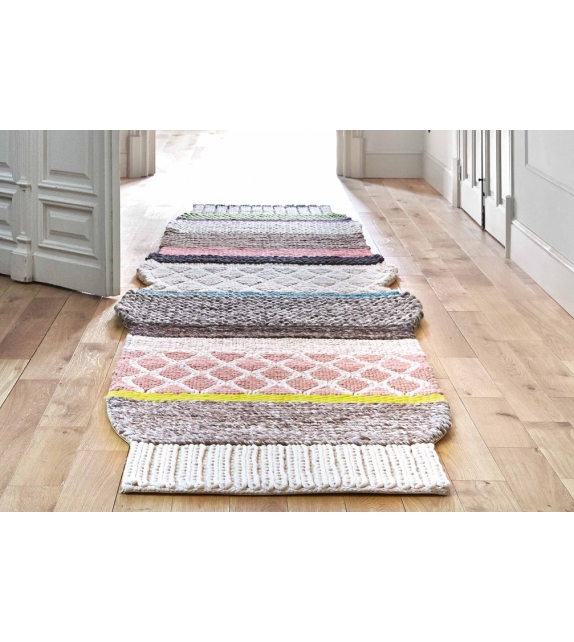 Mangas Original Largas Rug Gan