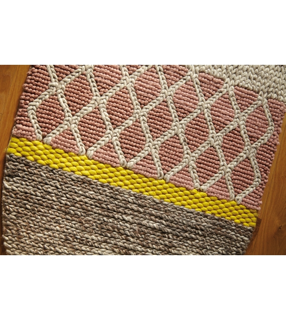 Mangas Original Largas Rug Gan