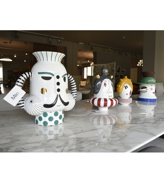 TheatreHayon King Vase Bosa