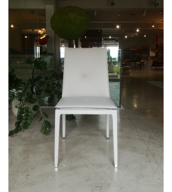 Ex Display - Fitzgerald Poltrona Frau Chair