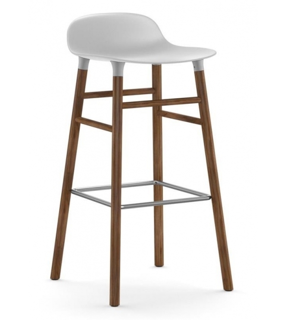 Form Normann Copenhagen Sgabello con Gambe in Legno