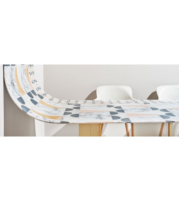 Papiro Cône Budri Tisch