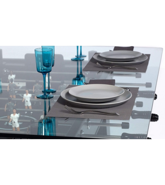 RS-Dining Table RS Barcelona Table