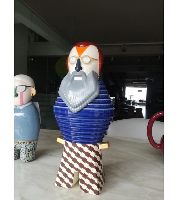 Most Illustrious Achille Sculpture Bosa