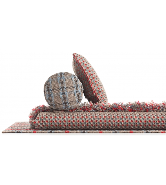 Garden Layers Gan Rectangular Cushion