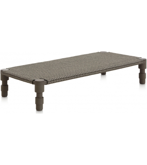 Garden Layers Gan Indian Bed