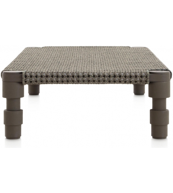 Garden Layers Gan Indian Bed