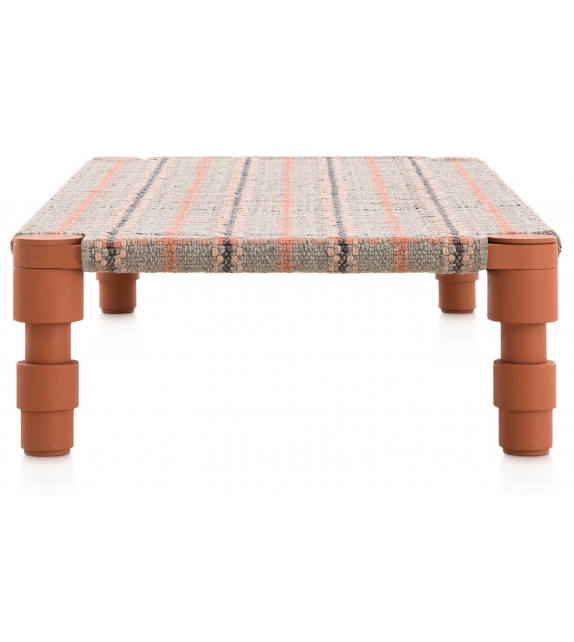 Garden Layers Gan Indian Bed