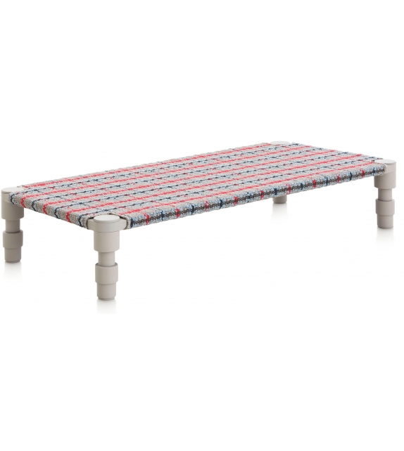 Garden Layers Gan Indian Bed