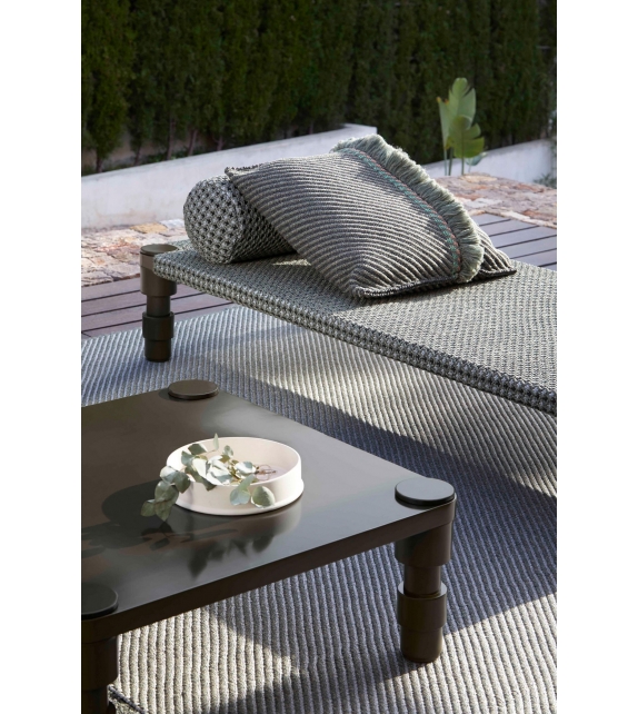 Garden Layers Indian Gan Bett