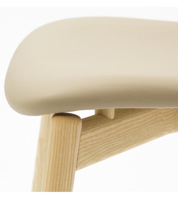 Two Tone Discipline Chaise