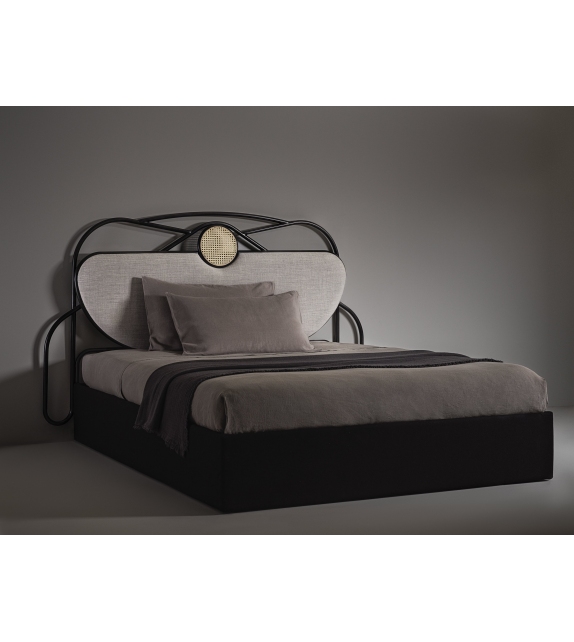 Yvette Gebrüder Thonet Vienna Cabecera