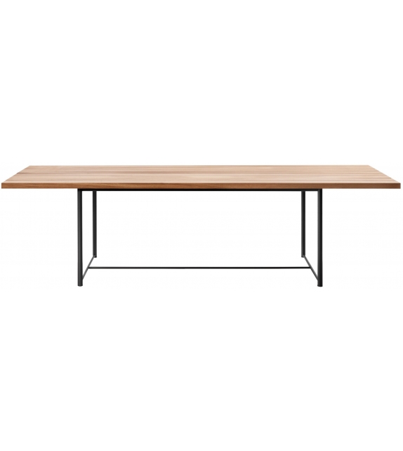 Levante Flexform Outdoor Table