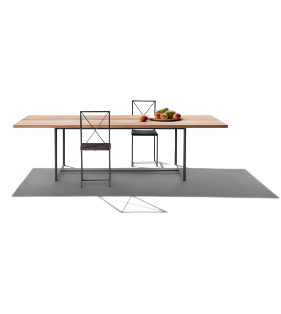 Levante Flexform Outdoor Table