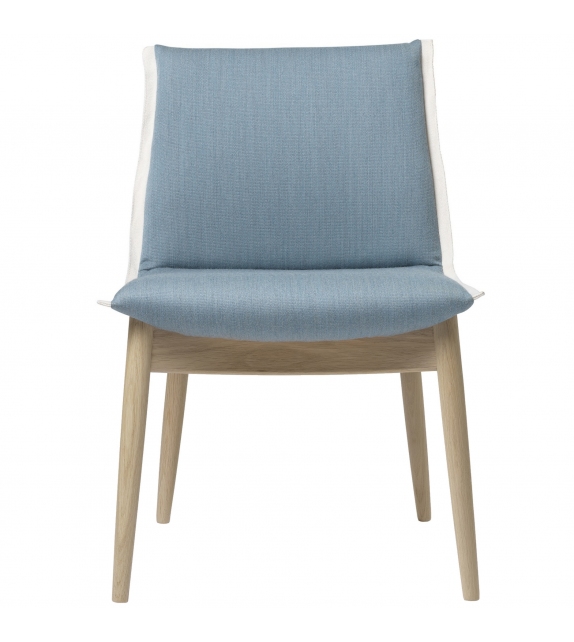 E004 Embrace Carl Hansen & Søn Chair