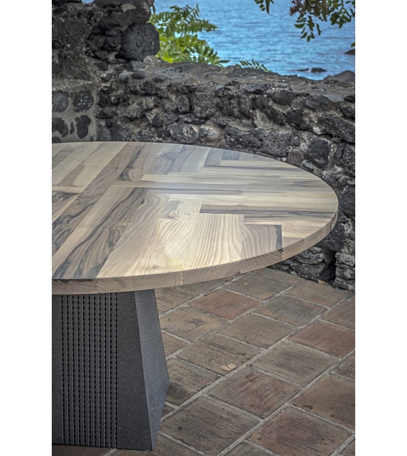 Forma Zero Table Ornythos