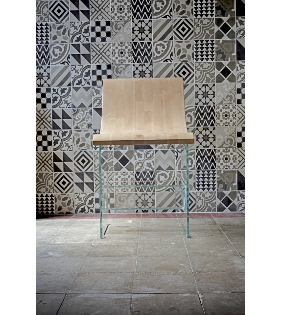 Synnefo Ornythos Chaise