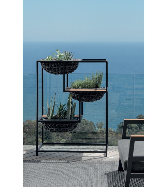 Jackie Talenti Planter