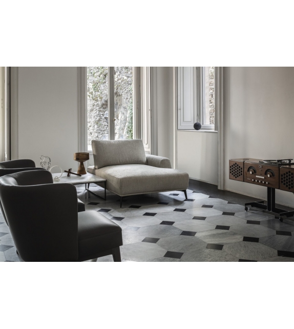 Monforte Nicoline Sofa