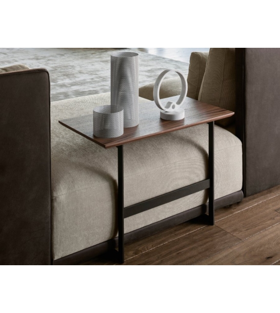 Plane Nicoline Coffee Table