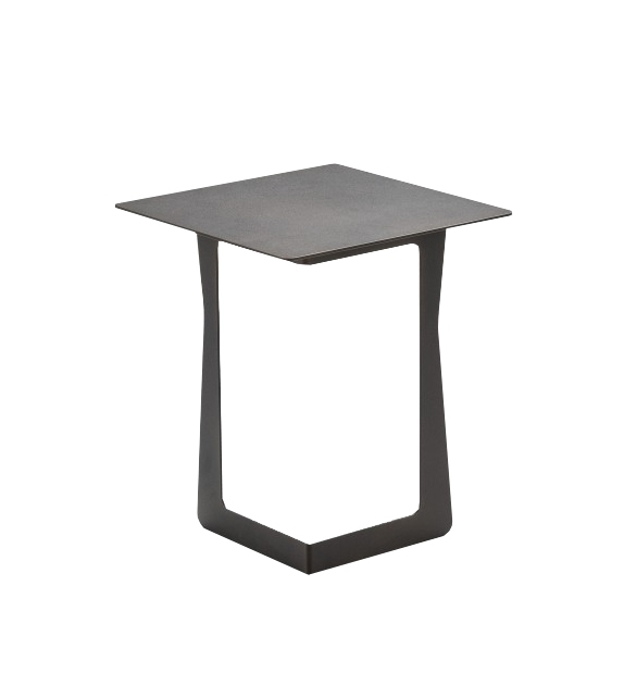 Shiny Nicoline Table Basse