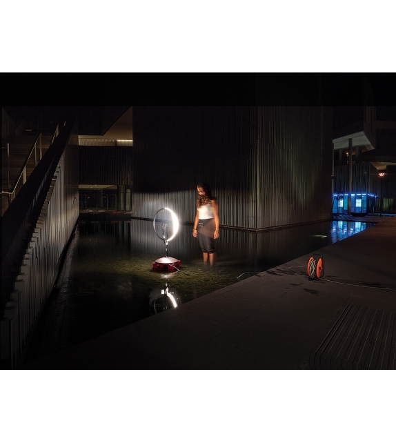 Gino Cyclampa Lámpara de Mesa