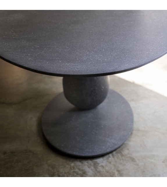 Matera Mogg Table
