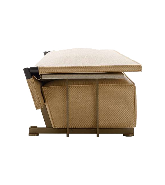 Oh, it rains! B&B Italia Outdoor Divano