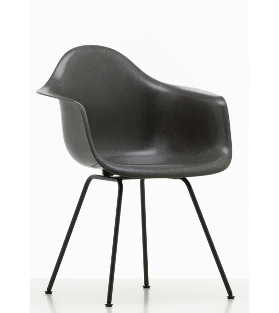 Eames Fiberglass Armchair DAW Vitra Fauteuil