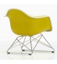 Eames Plastic Armchair LAR Vitra Sessel mit Kissen
