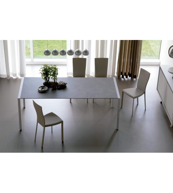 Pedro Cattelan Italia Table