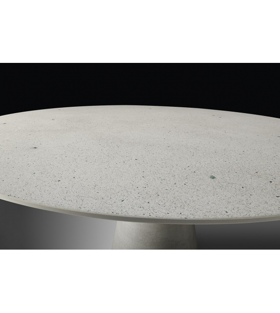 Rock Table MDF Italia Outdoor Tavolo