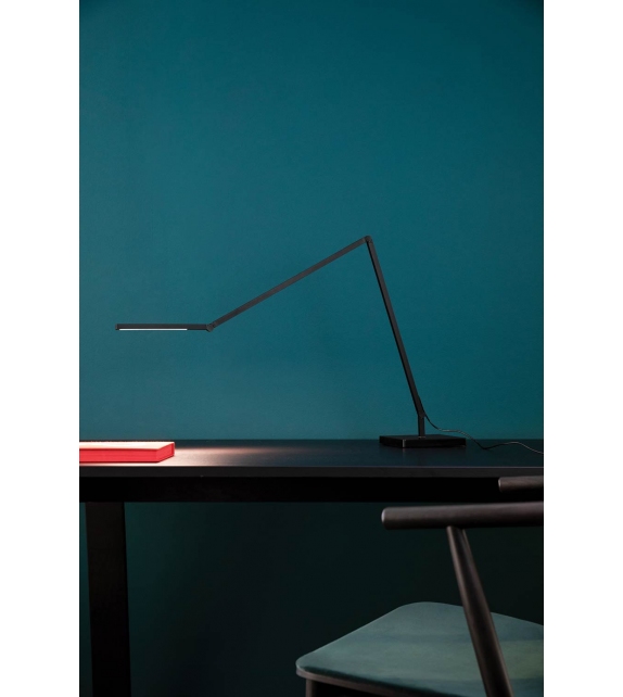 Untitled Table Linear Nemo Tischleuchte