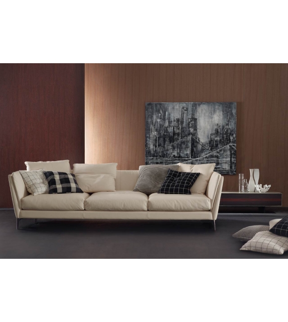 Poltrona Frau Bretagne Sofa