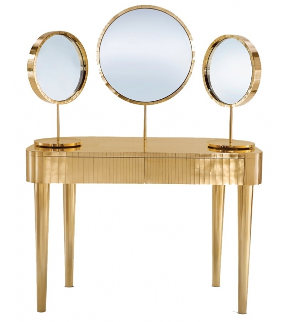 Woman In Paris Scarlet Splendour Toeletta