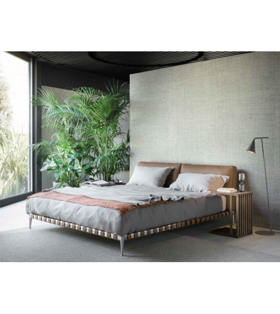 Gregory Flexform Bed