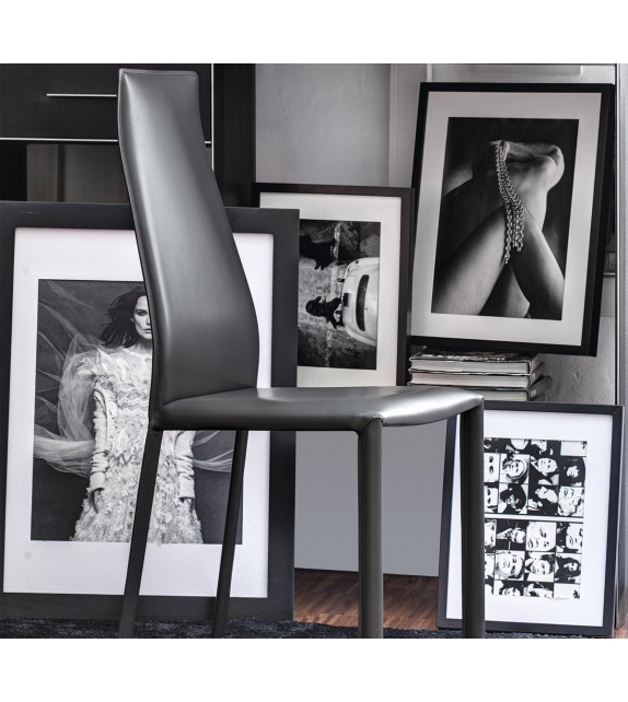 Dalila Bontempi Chair