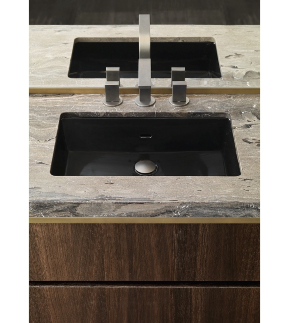 Algonquin 01 Vitage Bathroom System