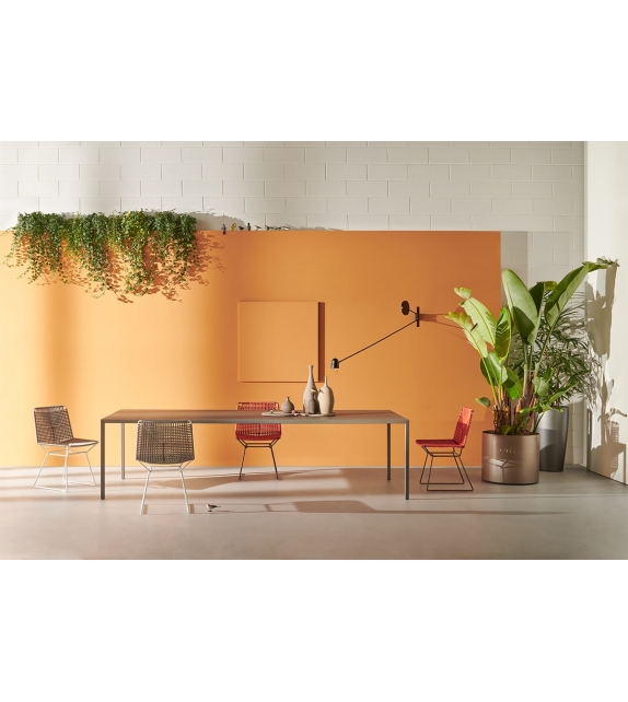 Tense Outdoor MDF Italia Table