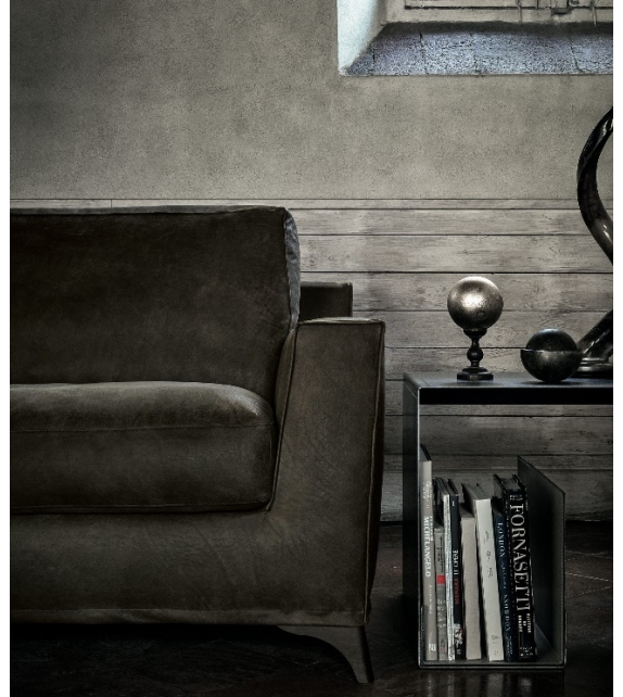 Mr Floyd Bodema Divano