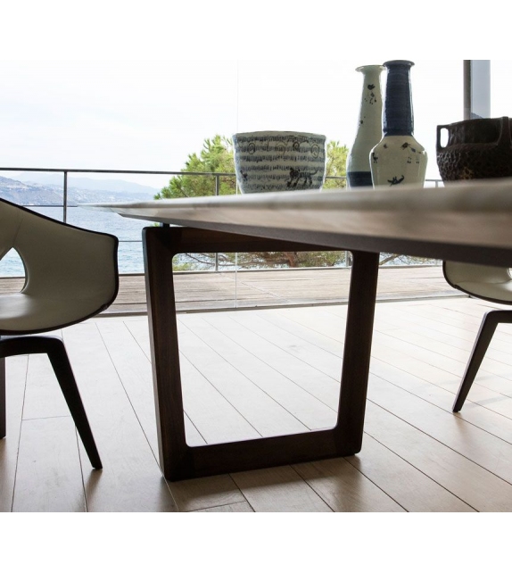 Bolero Poltrona Frau Table with Marble Top