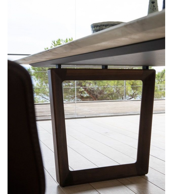 Bolero Poltrona Frau Table with Marble Top