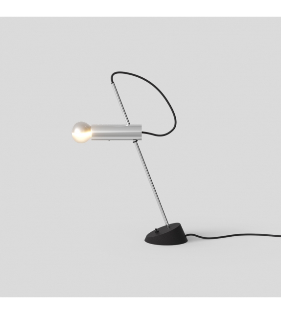 Model 566 Astep Lámpara de Mesa