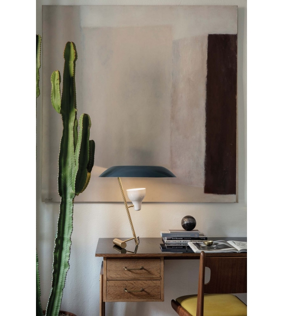 Model 548 Astep Lámpara de Mesa