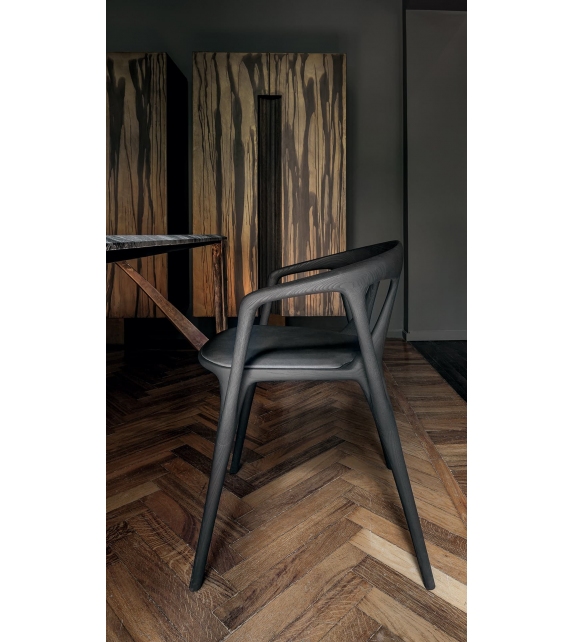 Savanna Henge Chaise