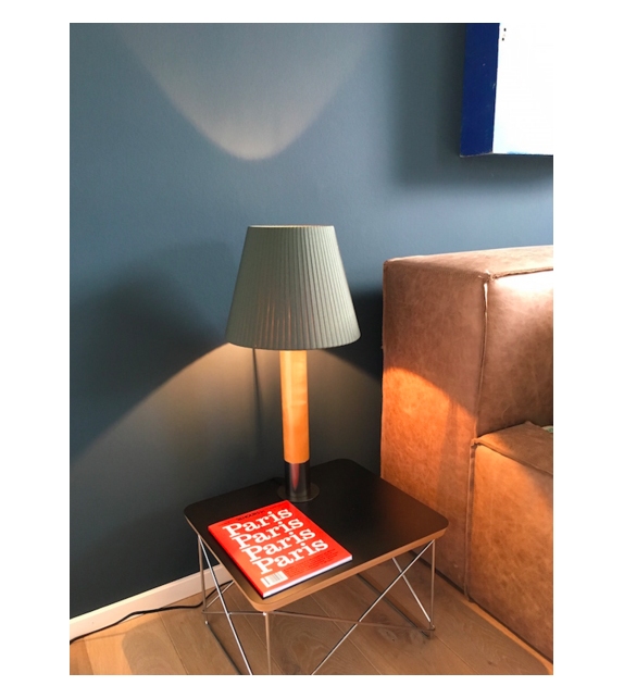 Básica M1 Santa&Cole Table Lamp